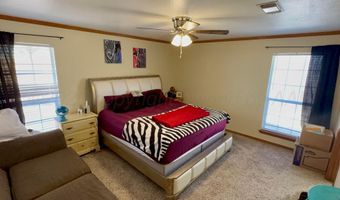 2906 LAGUNA Dr, Amarillo, TX 79110