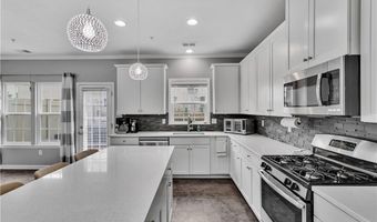 1304 Pointe View Dr, Adams Twp., PA 16046