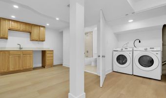 1627 MARSHALL Ave, Rockville, MD 20851