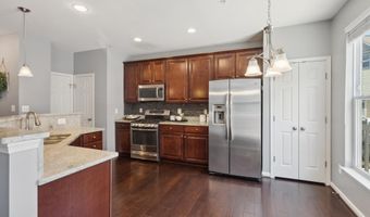24682 CARIBOU Sq, Aldie, VA 20105