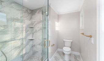 25 Scallop Shell Rd, Narragansett, RI 02882