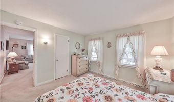 2883 South St, Allentown, PA 18103