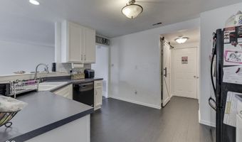 7305 Wellwood Dr, Indianapolis, IN 46217