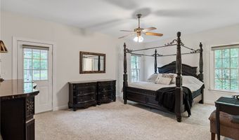 13032 Beech Creek Ln, Ashland, VA 23005
