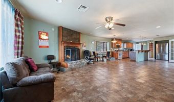 13285 Mesquite Rd, Apple Valley, CA 92308