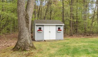 90 Frye Rd, Bolton, MA 01740