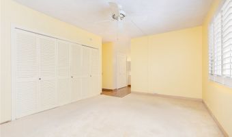 999 Wilder Ave 305, Honolulu, HI 96822