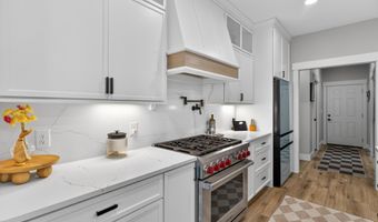 200 Camdyn Trl, Anna, OH 45302