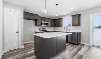 18738 Eisley Cv, Auburn, IN 46706