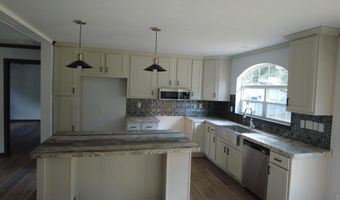 251 Briarwood Dr, Bedford, IN 47421