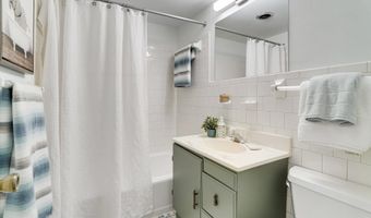 8606 FALKSTONE Ln, Alexandria, VA 22309