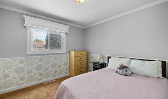 6914 CORDOVA Dr, Cheyenne, WY 82009