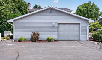 5463 DORIS Dr, Allentown, PA 18106