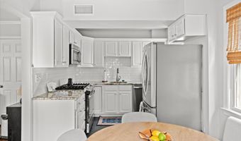 1610 SUTER St, Alexandria, VA 22314