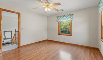 3 Courtney Ln, Hopkinton, RI 02832