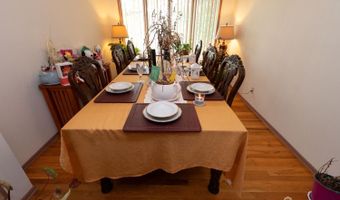 727 E Woodbridge Ave E, Avenel, NJ 07001