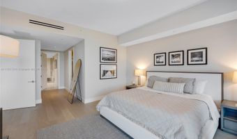 10201 Collins Ave 305, Bal Harbour, FL 33154