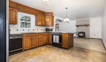 247 MILLER Rd, Akron, PA 17501