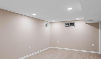 5313 WAKEFIELD Rd, Bethesda, MD 20816