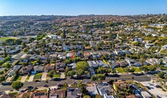 1340 Loring St, San Diego, CA 92109