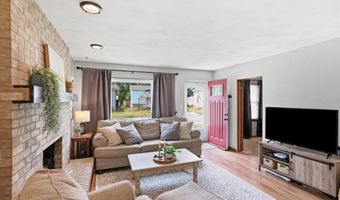 702 N Van Buren St, Auburn, IN 46706