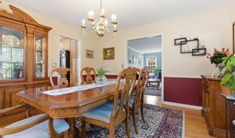 8 Sunshine Dr, Alexandria Twp., NJ 08867