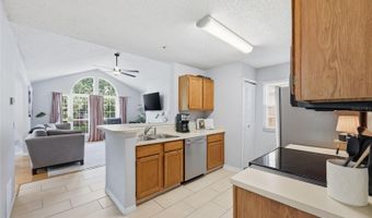 682 YOUNGSTOWN Pkwy 330, Altamonte Springs, FL 32714
