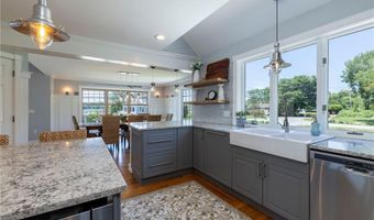 170 W Beach Rd, Charlestown, RI 02813