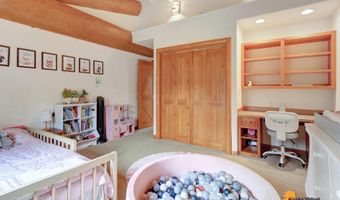 11361 Hideaway Trl, Anchorage, AK 99507