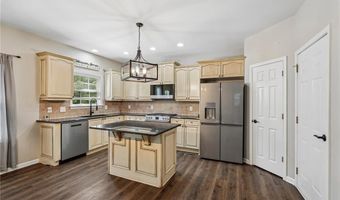 148 Gemstone Ln, Acworth, GA 30101