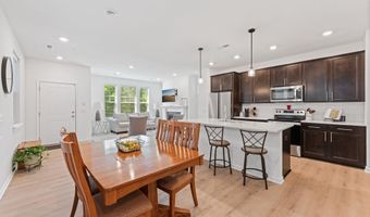 396 Rum River Way, Anoka, MN 55303