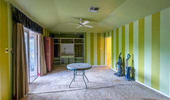 1208 N Woodlawn Dr, Alice, TX 78332