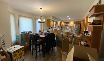 902 St Andrews Dr, Avon, IN 46123