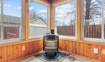 1800 SCHAEFER Cir, Appleton, WI 54915