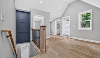 28 Amsden St 28, Arlington, MA 02474