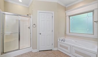 5712 Heritage Heights Dr, Benton, AR 72019