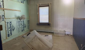 424 Maplecrest Rd, Parsonsfield, ME 04047