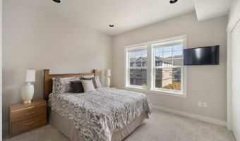 168 N PACIFIC St, Rockaway Beach, OR 97136