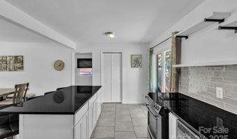4930 Crestmont Dr, Charlotte, NC 28205