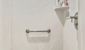 2591 S Desert Dr, Apple Valley, UT 84737