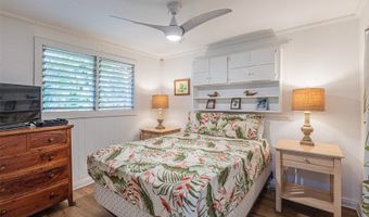 59-75 Hoalua St, Haleiwa, HI 96712