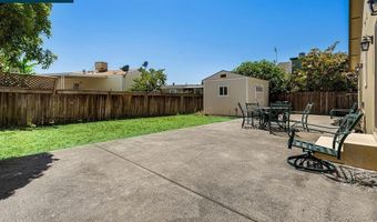 640 Elsa Dr, Santa Rosa, CA 95407