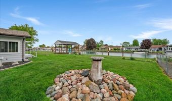 7261 Bluebill St, Algonac, MI 48001