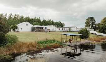 548 Walker Ln, Baxley, GA 31515