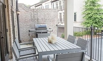 1059 E Paces Ln NE, Atlanta, GA 30326