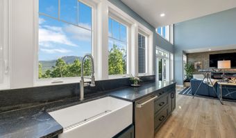 83 Parker Ridge Rd, Bartlett, NH 03812