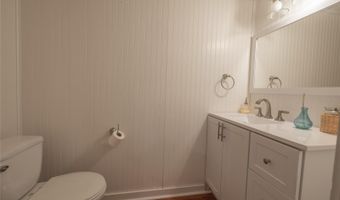 668 LAKE VILLAS Dr 668, Altamonte Springs, FL 32701