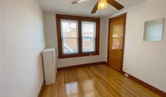 820 Club Ave E, Allentown, PA 18109