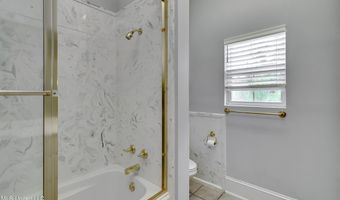 121 Poplar Ridge Dr, Brandon, MS 39047