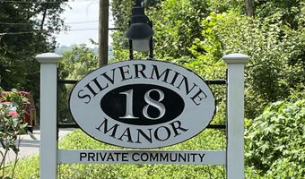 1 Silvermine Mnr 1, Brookfield, CT 06804